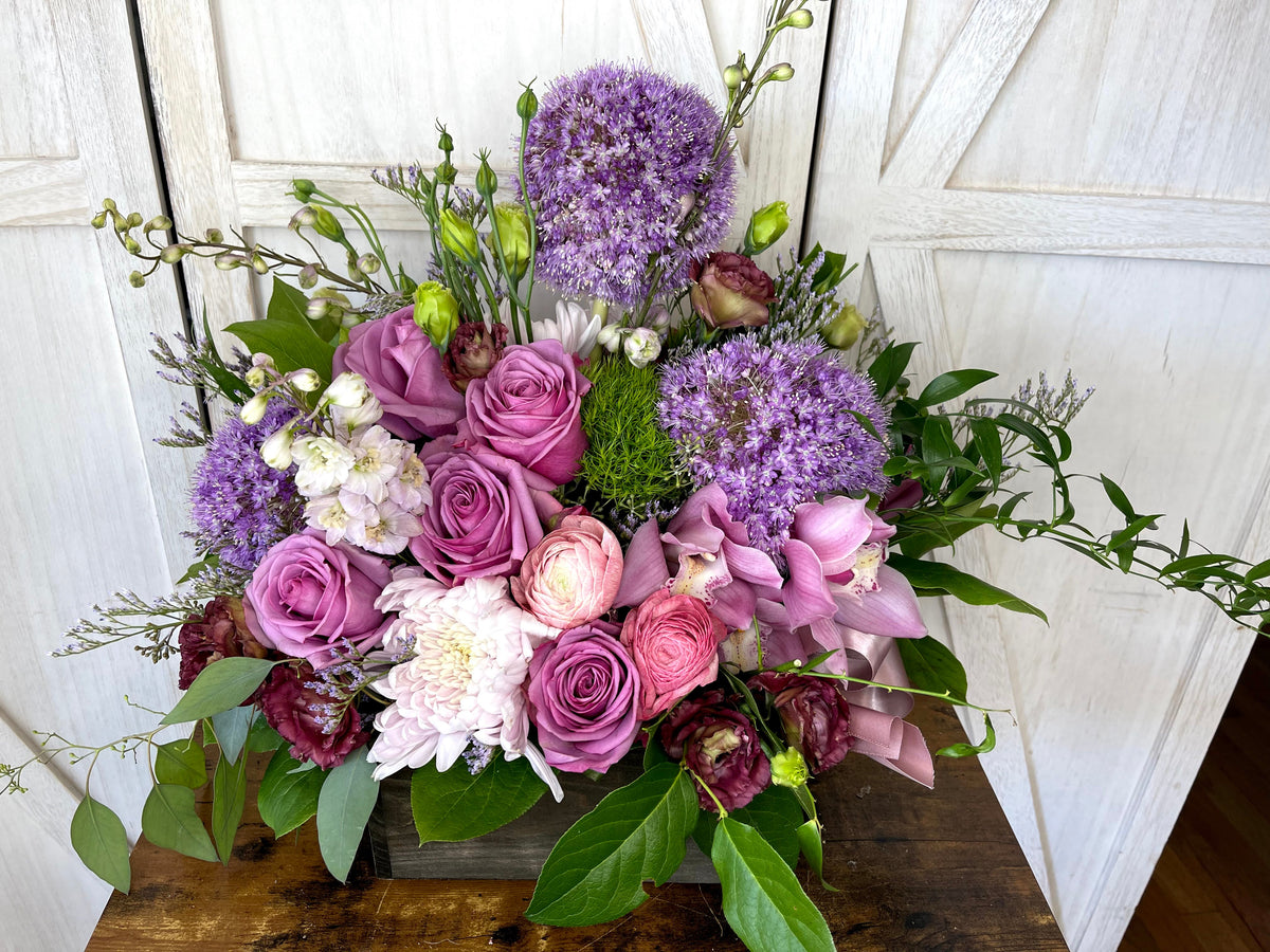 The Meaning Behind Every Birth Flower A MonthbyMonth Guide Lia's Floral Designs