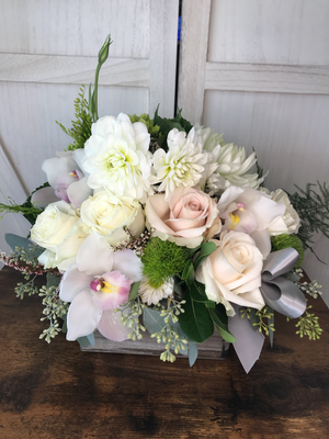 Lillian Flower - Hidden Hills Flower Arrangement by Lia's Flowers