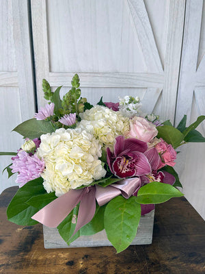 Mother's Garden - Hidden Hills Flower Arrangement by Lia's Flowers